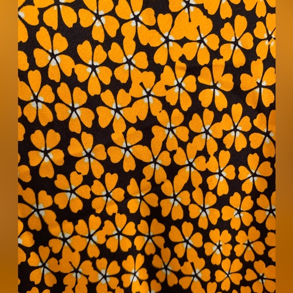 Diane Von Furstenberg Silk Wrap Dress in Buttercup Print - Size 4 - Picture 11 of 13